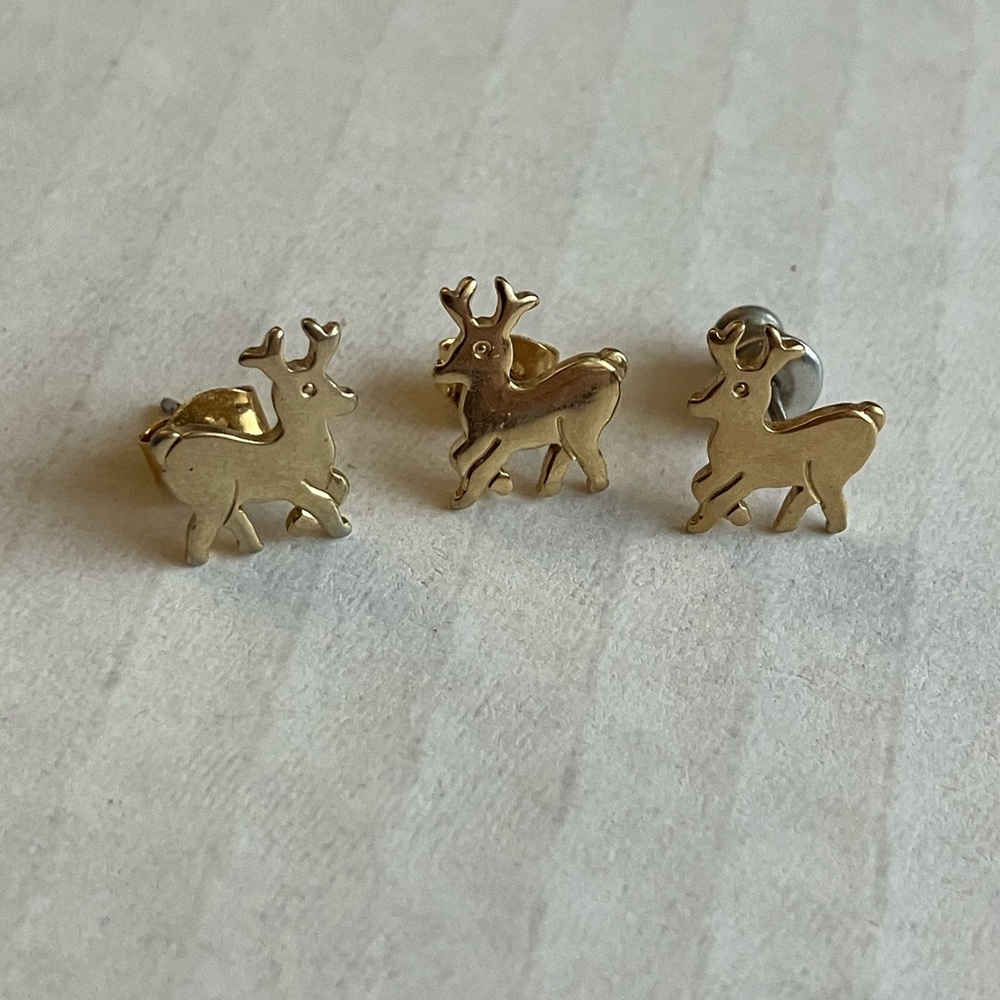 Vintage Avon Dancing Reindeer Earrings